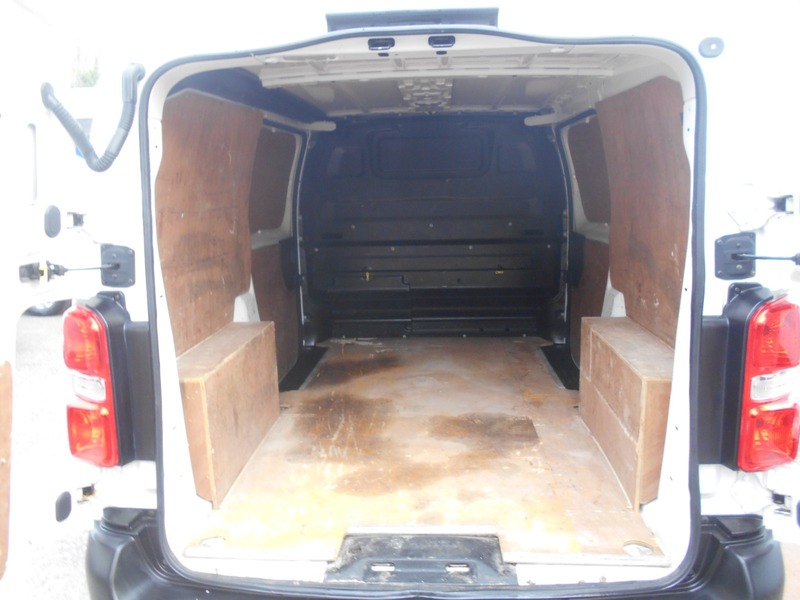 Used Citroen Dispatch 2017 for sale - 76962940: Photo 18