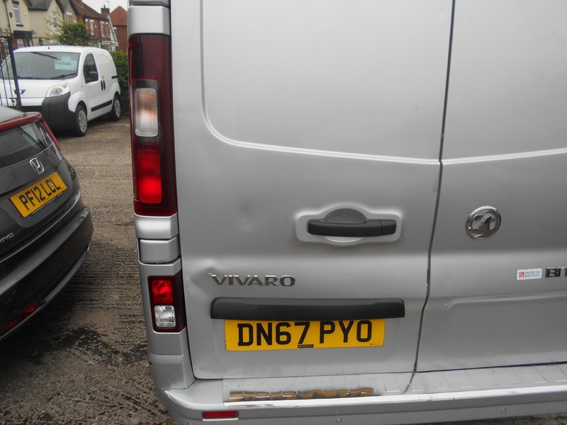 Used Vauxhall Vivaro 2017 for sale - 76029880: Photo 17