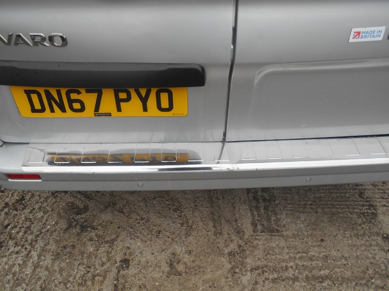 Used Vauxhall Vivaro 2017 for sale - 76029880: Photo 18