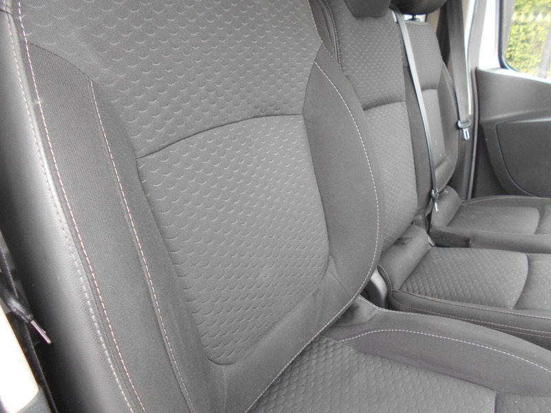 Used Vauxhall Vivaro 2017 for sale - 76029880: Photo 21