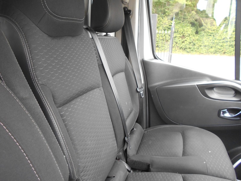 Used Vauxhall Vivaro 2017 for sale - 76029880: Photo 23