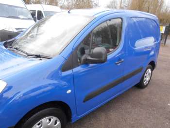 Used Peugeot Partner 2017 for sale - 69665203: Photo