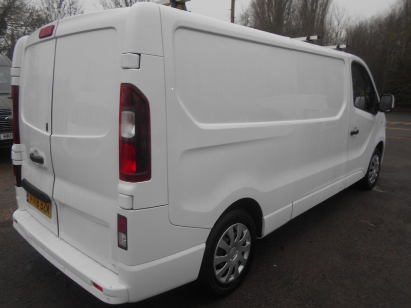 Used Vauxhall Vivaro 2018 for sale - 77189015: Photo 10