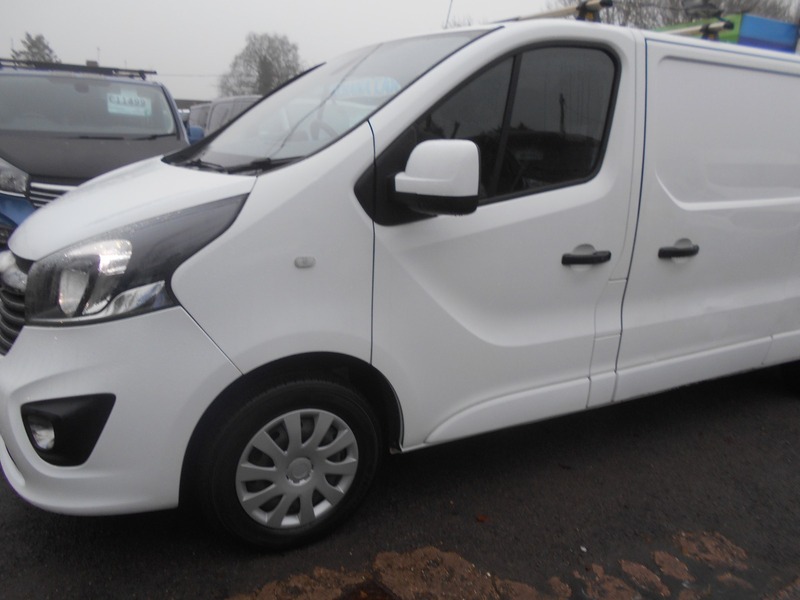 Used Vauxhall Vivaro 2018 for sale - 77189015: Photo 12