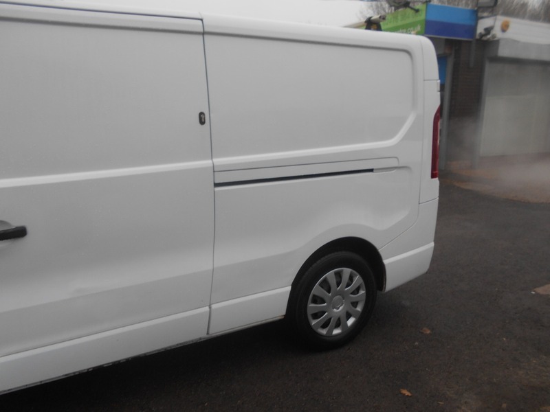 Used Vauxhall Vivaro 2018 for sale - 77189015: Photo 14