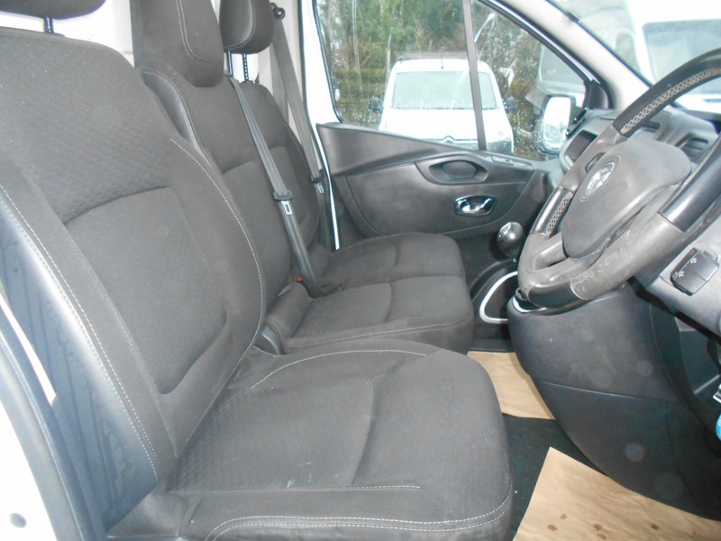 Used Vauxhall Vivaro 2018 for sale - 77189015: Photo 23