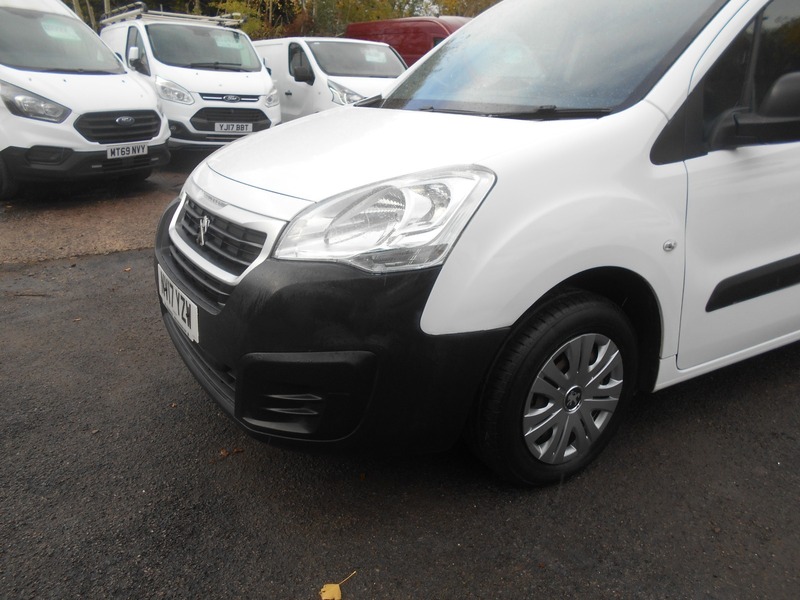Used Peugeot Partner 2017 for sale - 76376425: Photo 10