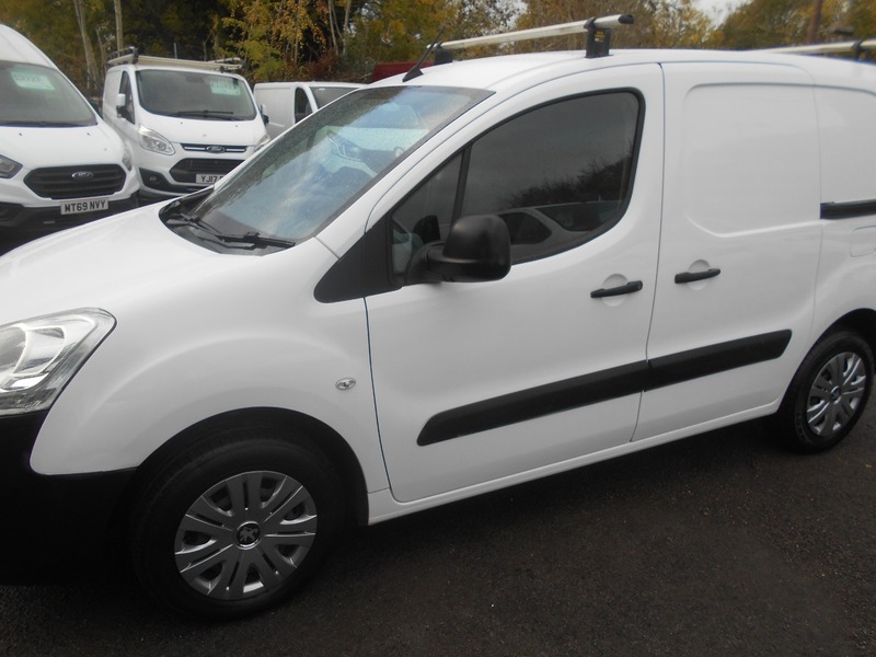 Used Peugeot Partner 2017 for sale - 76376425: Photo 11