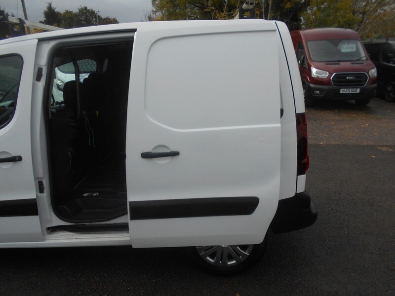 Used Peugeot Partner 2017 for sale - 76376425: Photo 14