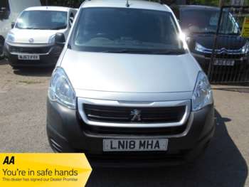 Used Peugeot Partner 2018 for sale - 67645270: Photo