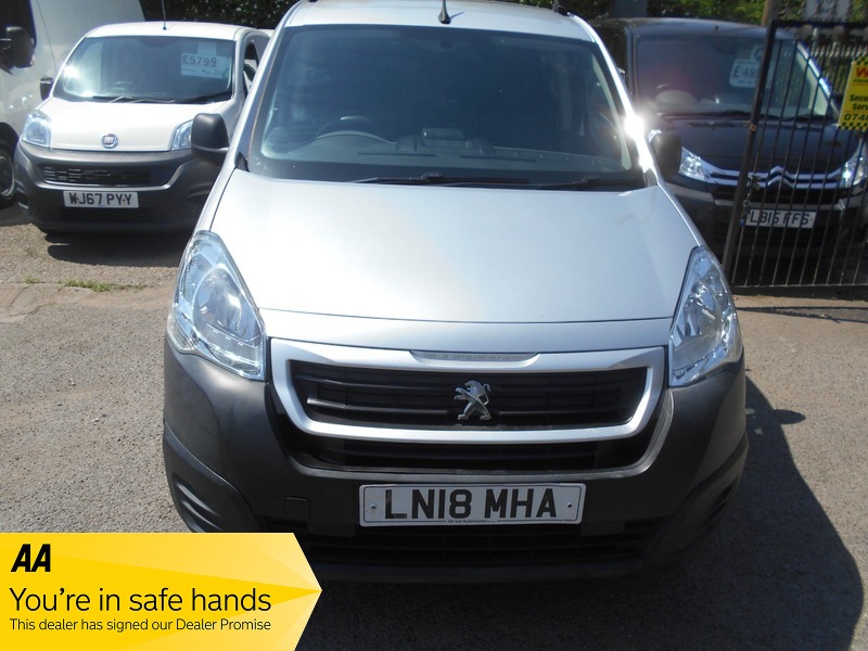 Used Peugeot Partner 2018 for sale - 76029775: Photo 1