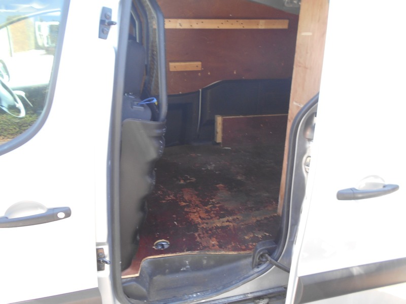 Used Peugeot Partner 2018 for sale - 76029775: Photo 11
