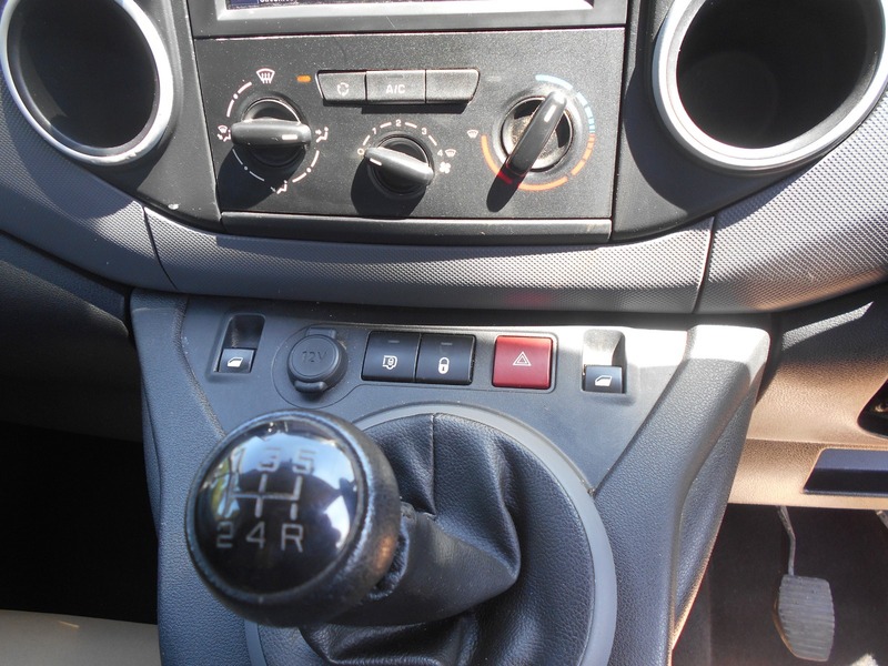 Used Peugeot Partner 2018 for sale - 76029775: Photo 30