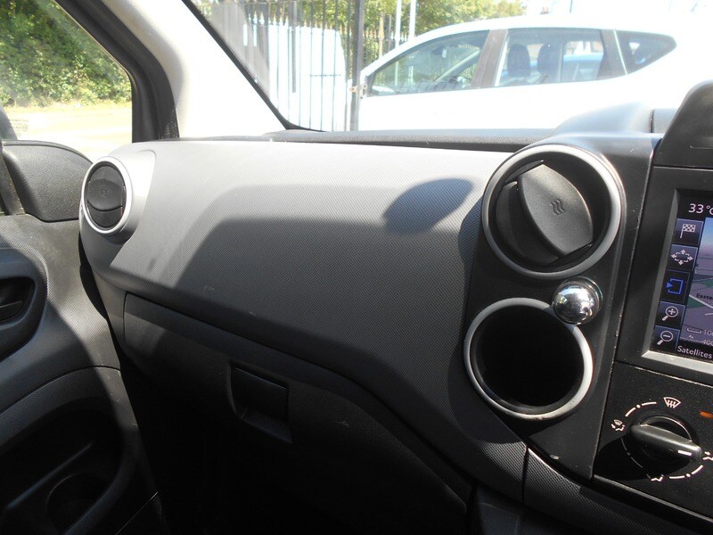 Used Peugeot Partner 2018 for sale - 76029775: Photo 31