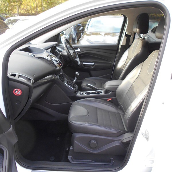 Used Ford Kuga 2015 for sale - 76029778: Photo 19