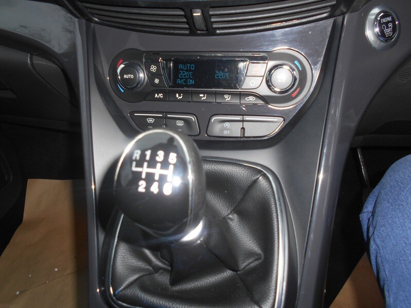 Used Ford Kuga 2015 for sale - 76029778: Photo 32