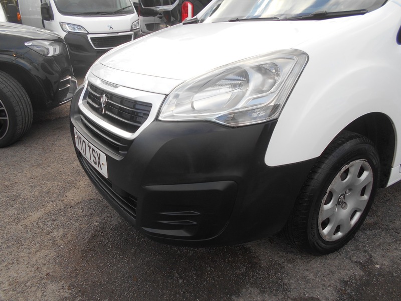Used Peugeot Partner 2017 for sale - 78069657: Photo 11