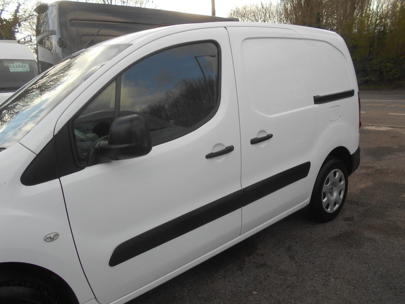 Used Peugeot Partner 2017 for sale - 78069657: Photo 13