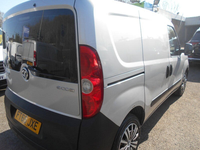 Used Vauxhall Combo 2016 for sale - 76962913: Photo 11