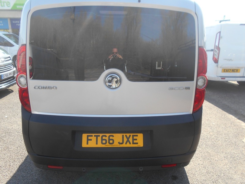Used Vauxhall Combo 2016 for sale - 76962913: Photo 20