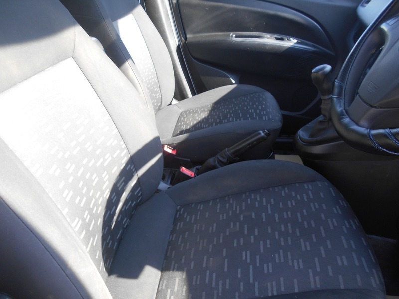 Used Vauxhall Combo 2016 for sale - 76962913: Photo 22