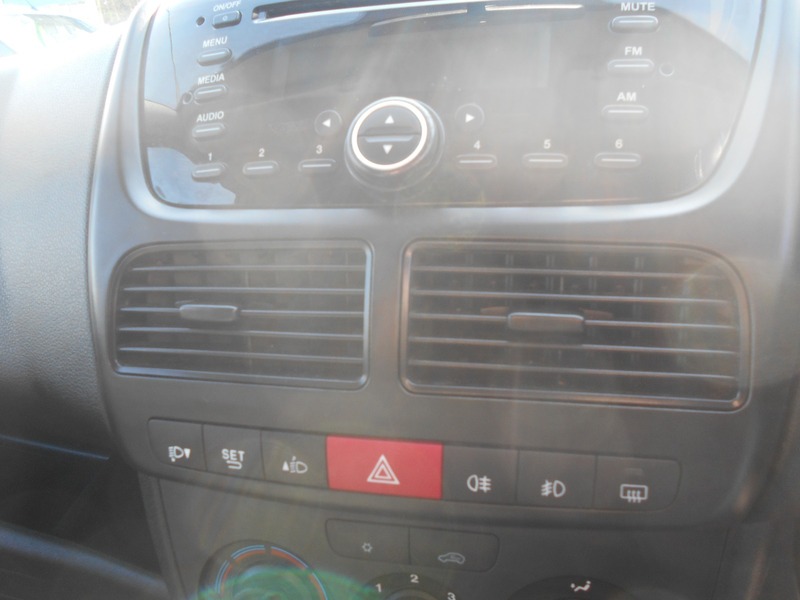 Used Vauxhall Combo 2016 for sale - 76962913: Photo 28