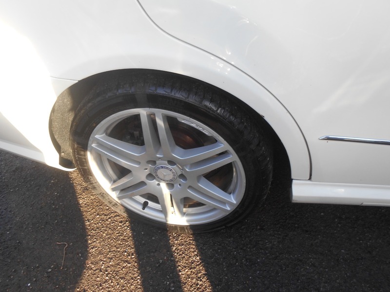 Used Mercedes-Benz E Class 2011 for sale - 76896623: Photo 28