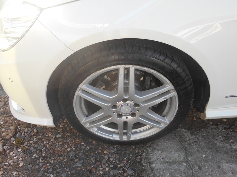 Used Mercedes-Benz E Class 2011 for sale - 76896623: Photo 30