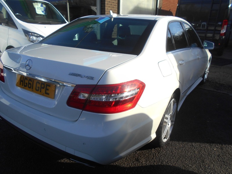 Used Mercedes-Benz E Class 2011 for sale - 76896623: Photo 8