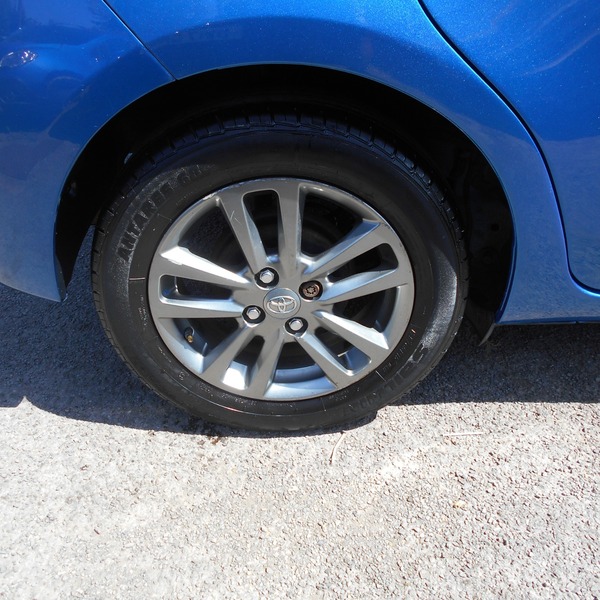 Used Toyota Yaris 2015 for sale - 76019380: Photo 12