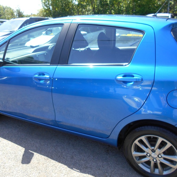Used Toyota Yaris 2015 for sale - 76019380: Photo 7