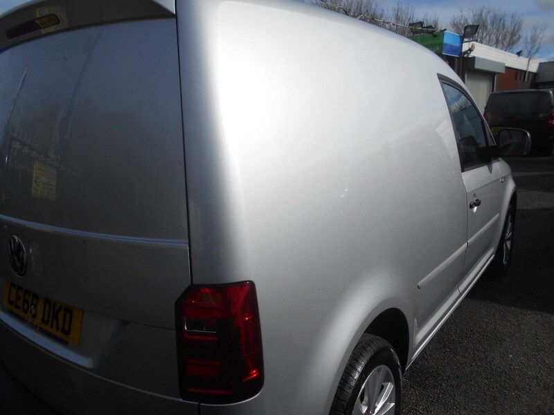 Used Volkswagen Caddy 2018 for sale - 77668099: Photo 10