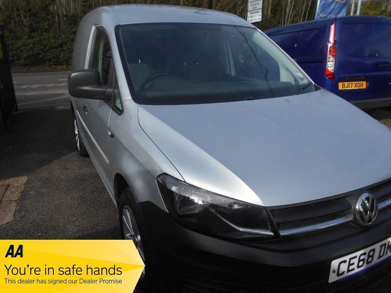 Used Volkswagen Caddy 2018 for sale - 77668099: Photo 2