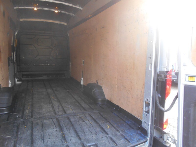 Used Ford Transit 2020 for sale - 76686884: Photo 21