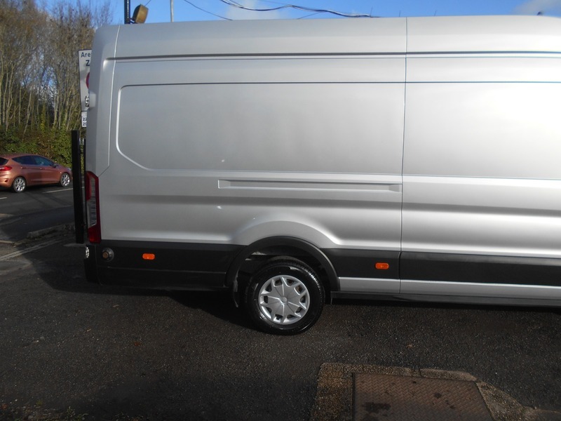 Used Ford Transit 2020 for sale - 76686884: Photo 9