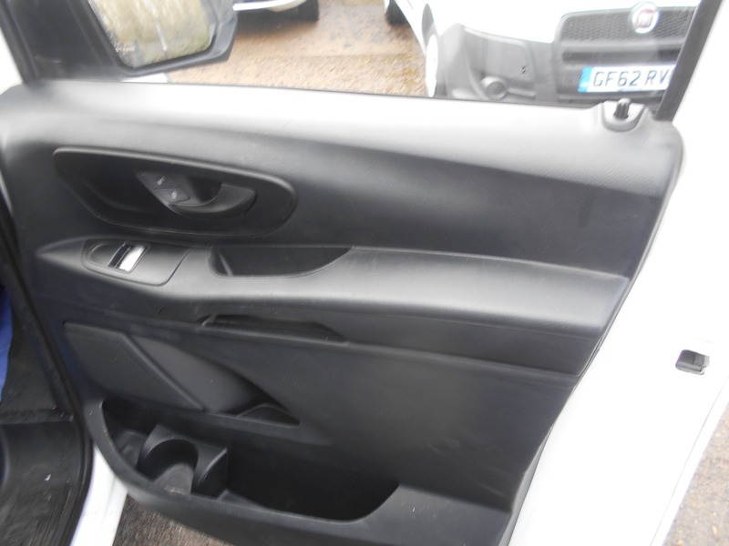 Used Mercedes-Benz Vito 2017 for sale - 76029799: Photo 20