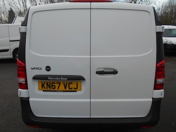 Used Mercedes-Benz Vito 2017 for sale - 76029799: Photo