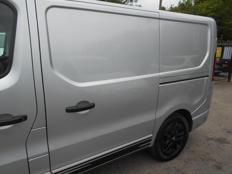 Used Vauxhall Vivaro 2018 for sale - 76029773: Photo 13
