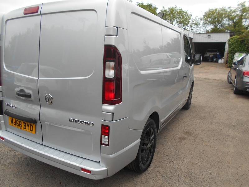 Used Vauxhall Vivaro 2018 for sale - 76029773: Photo 9