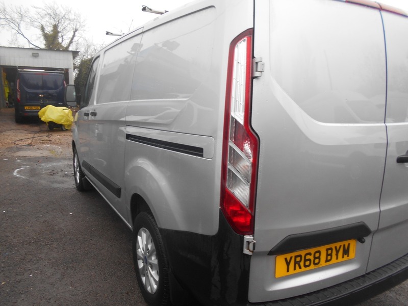 Used Ford Transit Custom 2018 for sale - 77483602: Photo 17