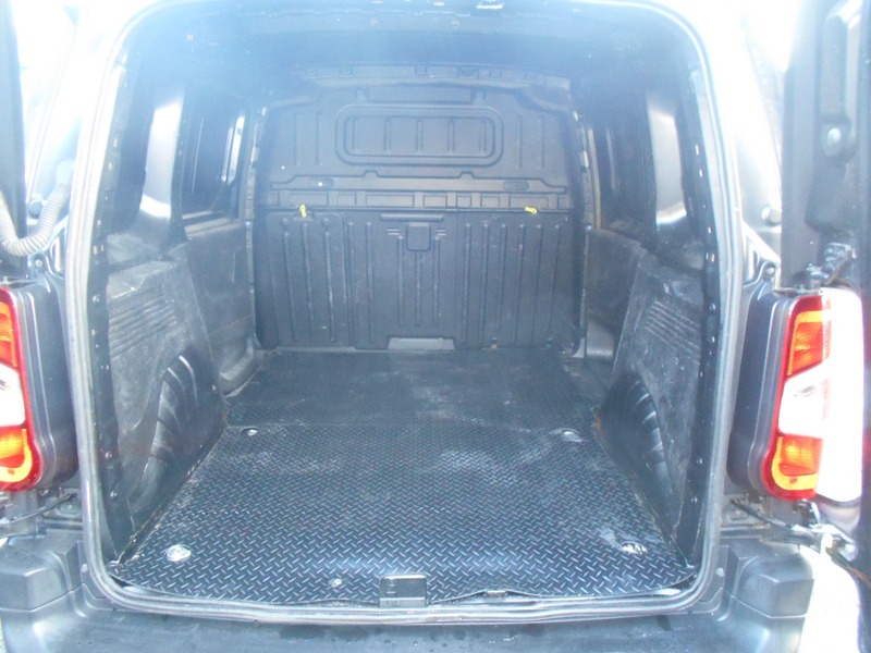 Used Citroen Berlingo 2020 for sale - 77328840: Photo 17