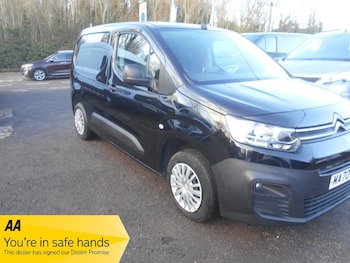 Used Citroen Berlingo 2020 for sale - 77328840: Photo