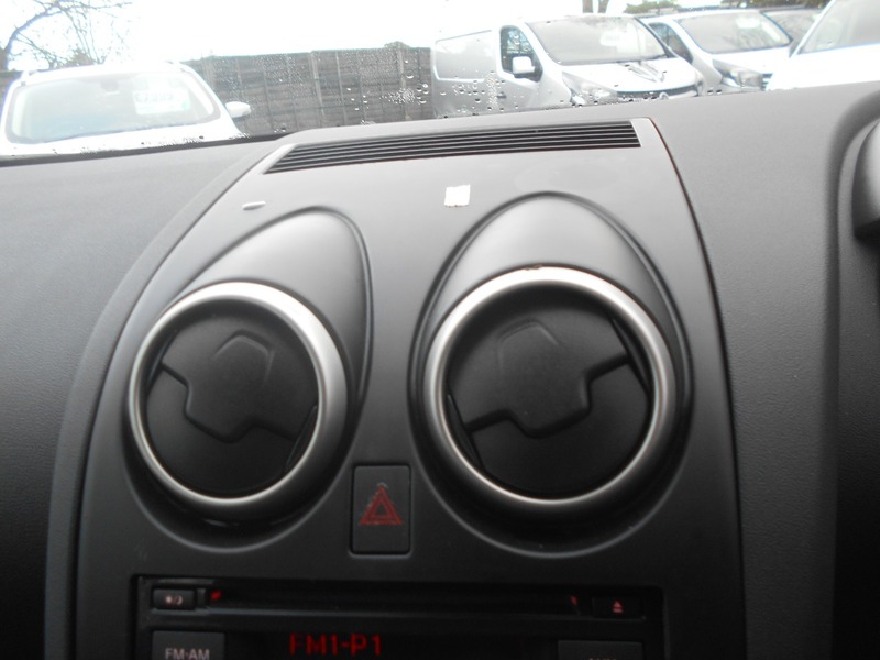 Used Nissan Qashqai 2013 for sale - 76019339: Photo 28