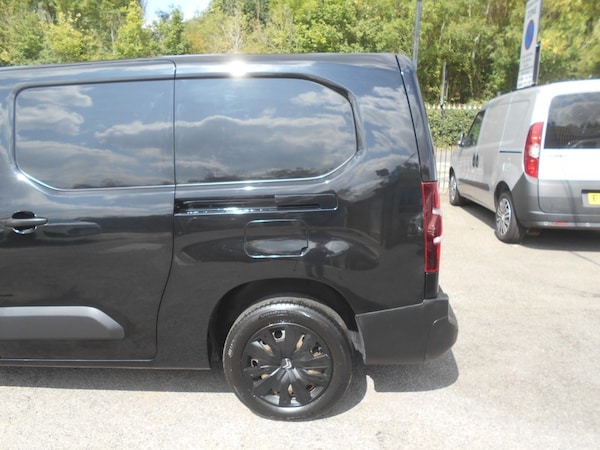 Used Citroen Berlingo 2021 for sale - 75542952: Photo 17