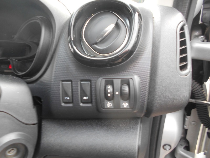 Used Vauxhall Vivaro 2016 for sale - 76029849: Photo 21