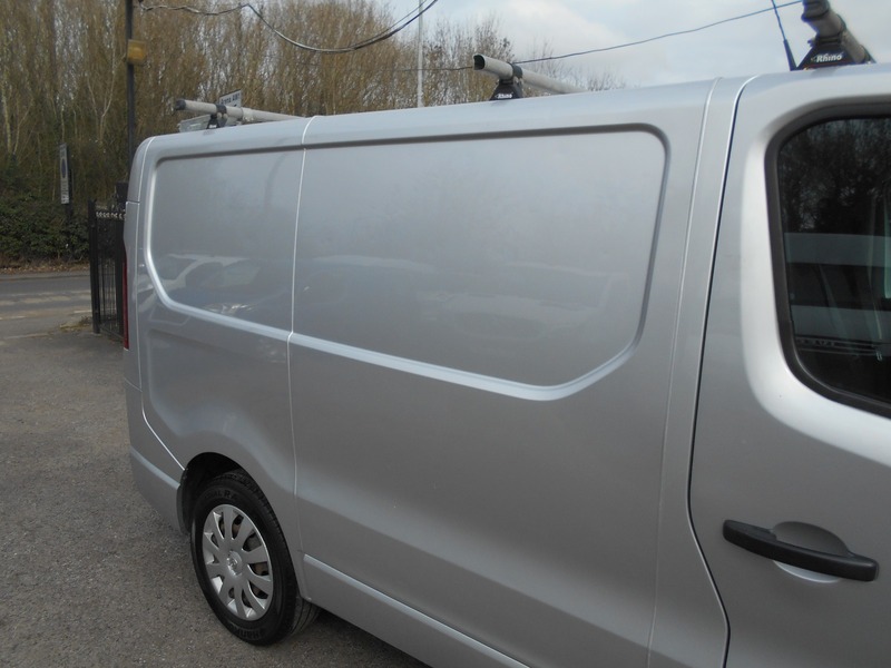 Used Vauxhall Vivaro 2016 for sale - 76029849: Photo 7