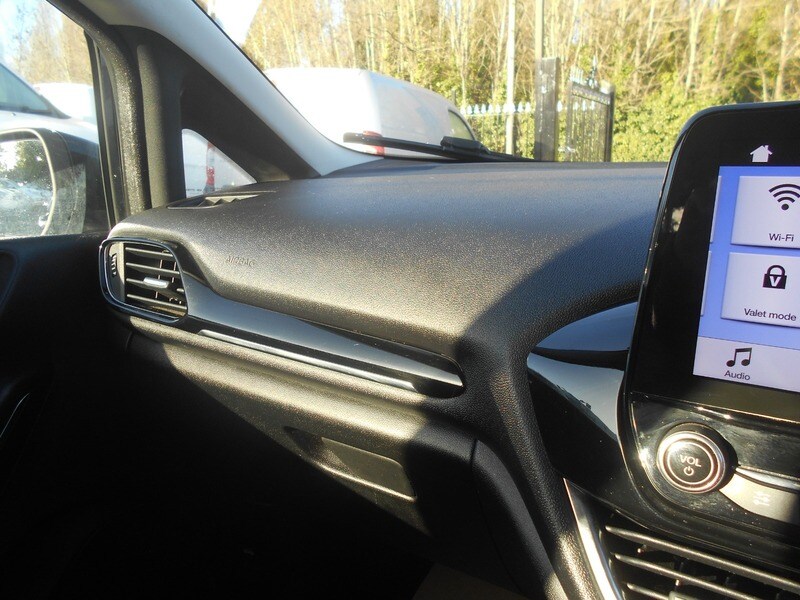 Used Ford Fiesta 2017 for sale - 76605354: Photo 30