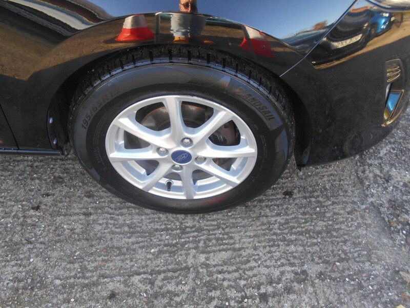 Used Ford Fiesta 2017 for sale - 76605354: Photo 32