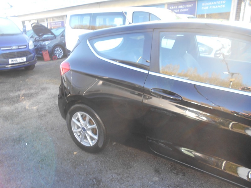 Used Ford Fiesta 2017 for sale - 76605354: Photo 8