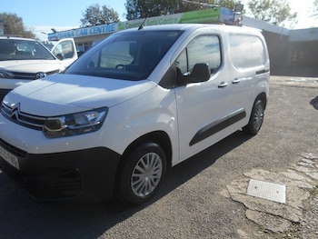Used Citroen Berlingo 2020 for sale - 76040145: Photo